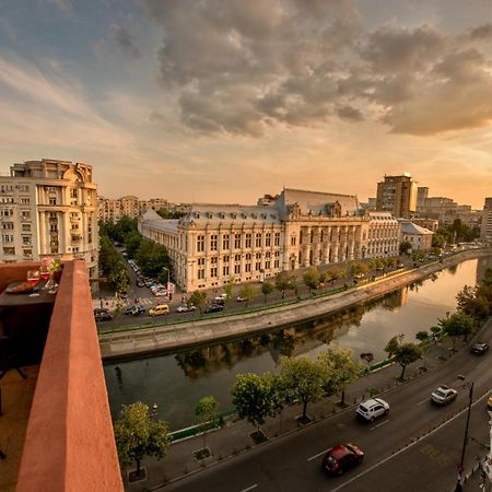 Baroque Splendor: Breathtaking Views & Design Apartment Bucharest Luaran gambar